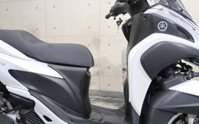 YAMAHA TRICITY 125 SE82J
