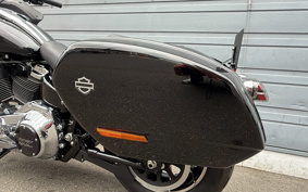 HARLEY FXLRST 2026 YXA