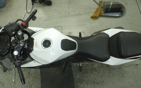 SUZUKI GSX250R 2015