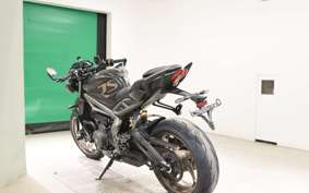 TRIUMPH STREET TRIPLE RS 2022