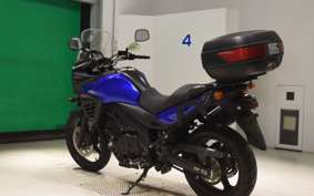 SUZUKI Vｽﾄﾛｰﾑ650A 2013 VP56A