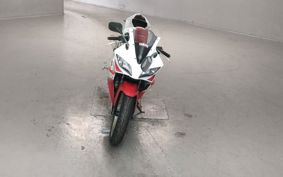 YAMAHA YZF-R125 RE06