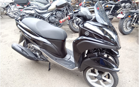 YAMAHA TRICITY 125 SE82J