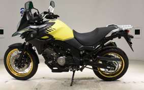 SUZUKI Vｽﾄﾛｰﾑ650XTA 2017 C733A