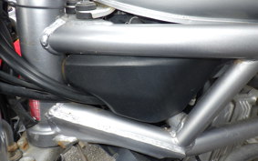 HONDA VTR 250 MC33