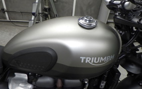 TRIUMPH STREET SCRAMBLER 2021
