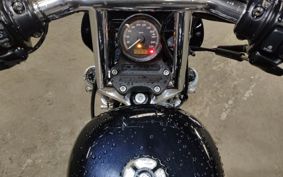 HARLEY XL883L 2011 CR2