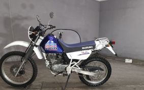 SUZUKI DJEBEL200 SH42A