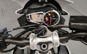 TRIUMPH TRIUMPH STREET TRIPLE TTL116