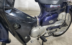 HONDA C90 SUPER CUB DX HA02