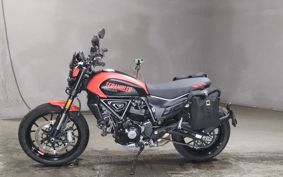 DUCATI  DUCATI  SCRAMBLER  FULL  THROTTLE  7K00AA