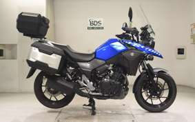 SUZUKI Vｽﾄﾛｰﾑ250 2015