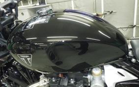 TRIUMPH BONNEVILLE BOBBER 2026