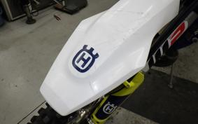 HUSQVARNA TE250I