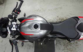 TRIUMPH STREET TRIPLE RS 2020