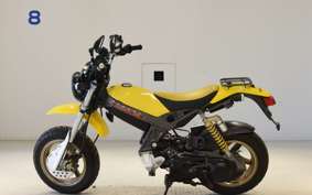 SUZUKI TR50 STREET MAGIC Gen.2 CA1LB