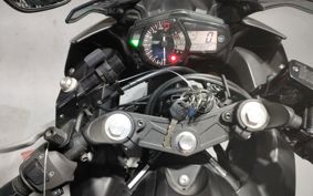 YAMAHA YZF-R25 RG10J