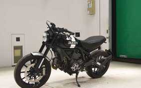 DUCATI SCRAMBLER ICON 2016