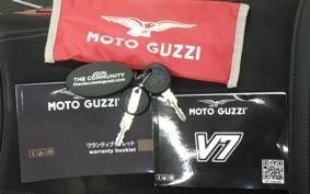 MOTO GUZZI V7ストーンコルサ 2024