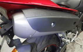 YAMAHA YZF-R1 2013