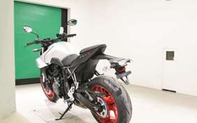 SUZUKI GSX-8S 2025
