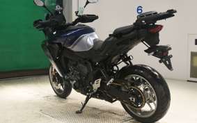 YAMAHA TRACER 9 GT+ AMT 2025 RNA1J