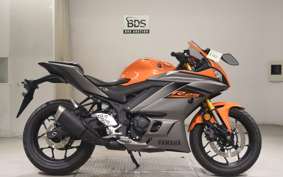 YAMAHA YZF-R25 A 2018 RG74J