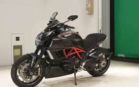 DUCATI DIAVEL Carbon 2013