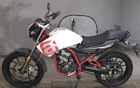 APRILIA STX CAFE125 ..