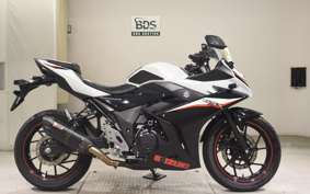 SUZUKI GSX250 R