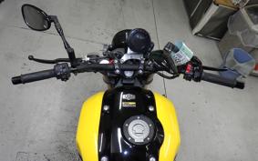YAMAHA XSR900 2016