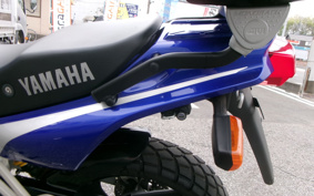 YAMAHA TDR125 DE04