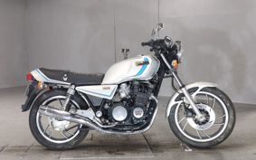 YAMAHA XJ750 E 5G8