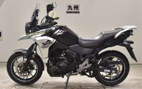 SUZUKI Vｽﾄﾛｰﾑ250A 2026