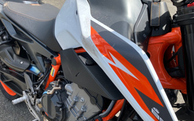 KTM 890 DUKE R 2020 TU940