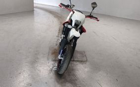 HUSQVARNA SM250R ..