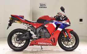 HONDA CBR600RR 2024 PC40