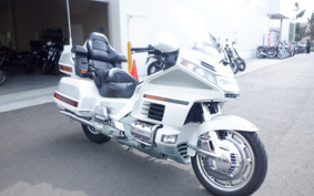 HONDA GL1500 GOLD WING 2000 SC22