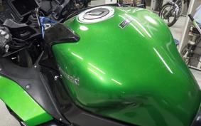 KAWASAKI NINJA H2 SX SE 2018 ZXT02A