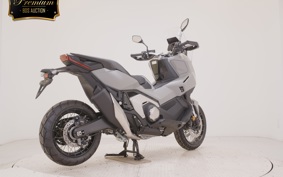 HONDA X-ADV 750 2026 RH21
