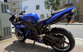YAMAHA YZF-R1 2004 RN12