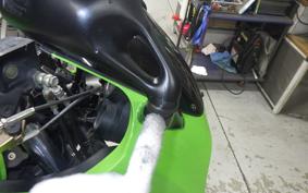 KAWASAKI GPZ900R NINJA 1999 ZX900A