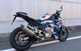 BMW M1000R 2024 0E81