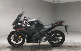 YAMAHA YZF-R25 RG10J
