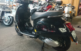 VESPA  VESPA GTS SUPER  TEC 300 2023 RP8M45