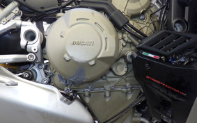 DUCATI STREETFIGHTER V4 S 2021