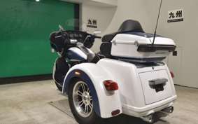 HARLEY FLHTCUTG TRIKE 2014