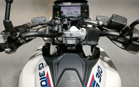 BMW G310R 0G01