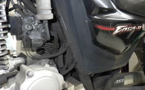 SUZUKI EN125 3F