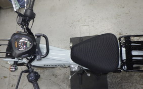 HONDA ｸﾛｽｶﾌﾞ110-3